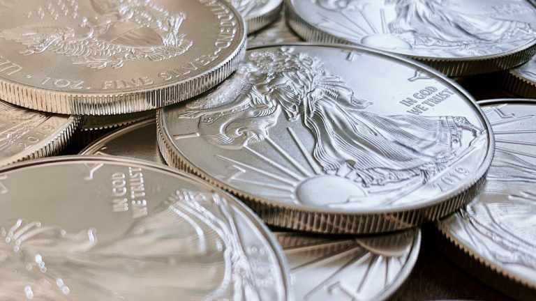 Silver Supply Crunch Predictions, FDIC Issues Cease and Desist Order to FTX U...