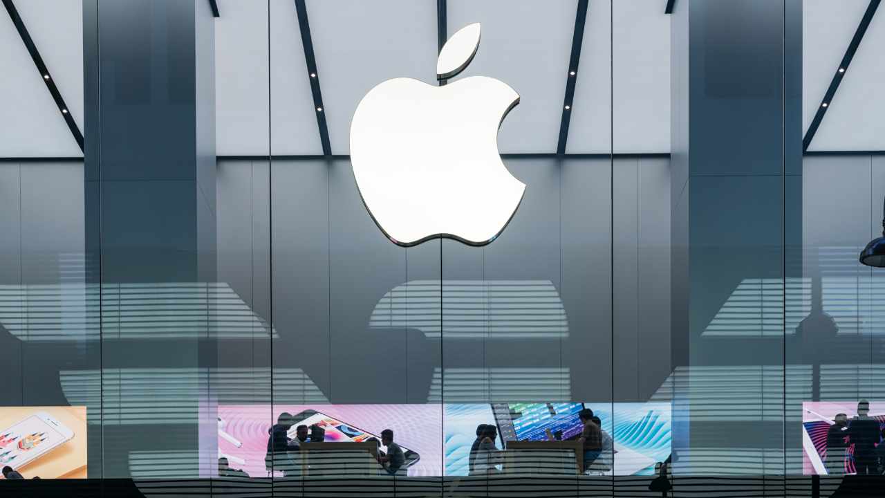 Apple from Crypto Wallet App Lawsuit, Judge Protects Laws