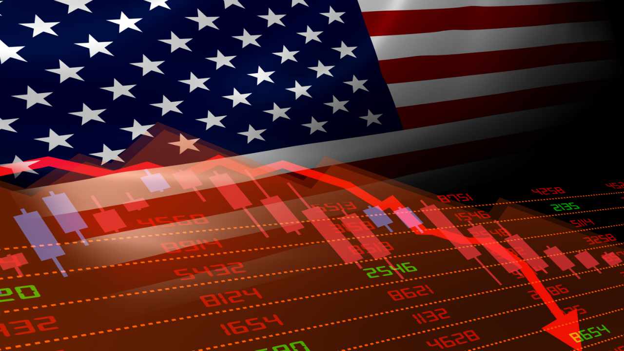 Deloitte: Casi el 50 % de los CFO encuestados esperan que la recesión golpee la economía estadounidense este año