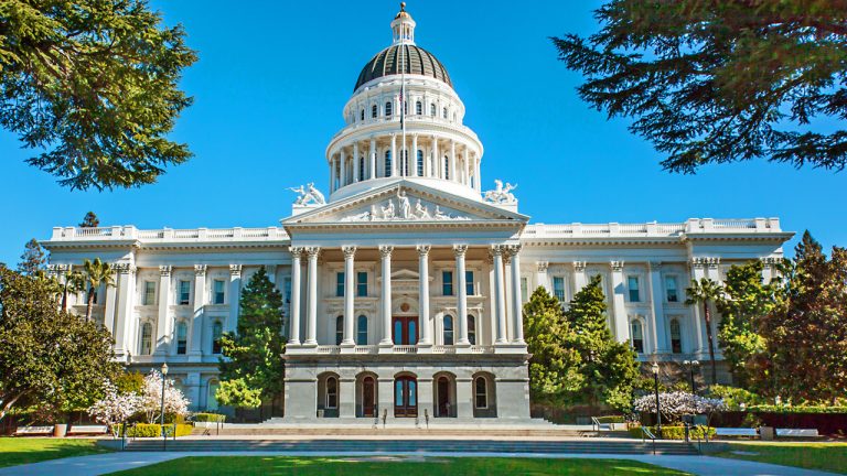 California Launches Crackdown on 11 Crypto Firms Accused of Operating Ponzi S...