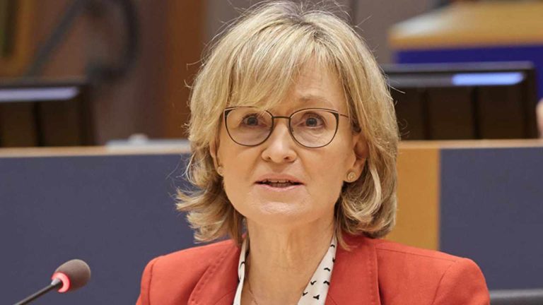 EU Commissioner Urges US to Create New Crypto Rules — Says ‘We Need to Look a...