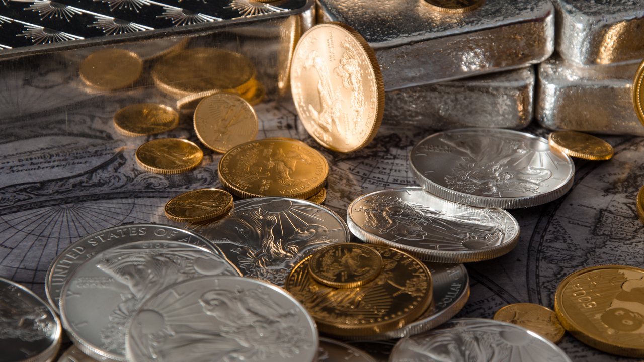 Gold and Silver Prices Slide Lower Following US Jobs Report — Analyst Says Data Suggests 'Market Bottom Is in Place' – Market Updates Bitcoin News