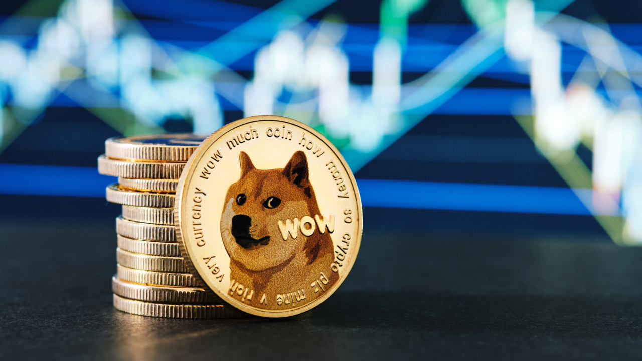Biggest Movers: DOGE, XRP Rebound Following Recent Declines