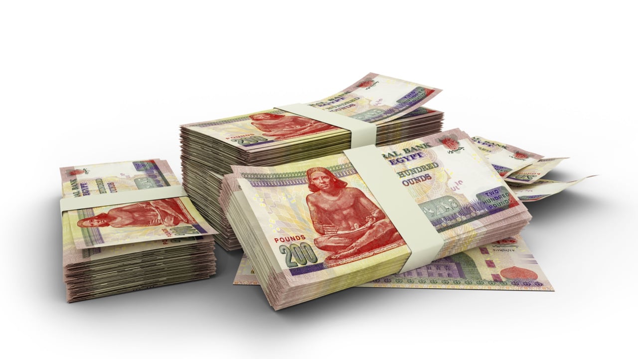 Egyptian Pound Latest African Currency To Slump To Record Low Versus US 