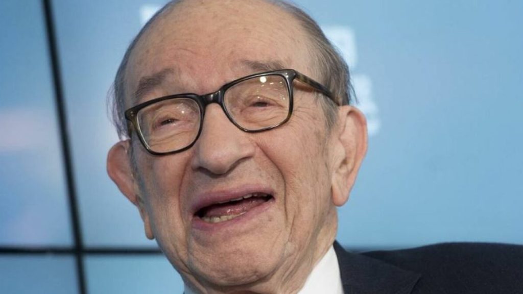 El expresidente de la Fed, Alan Greenspan, dice que la disminución de