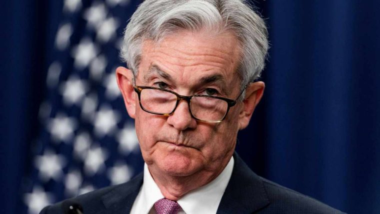 Fed Chair Powell Says 'Very Premature' to Pause Interest Rate Hikes — Economist Warns It Will Crash Economy