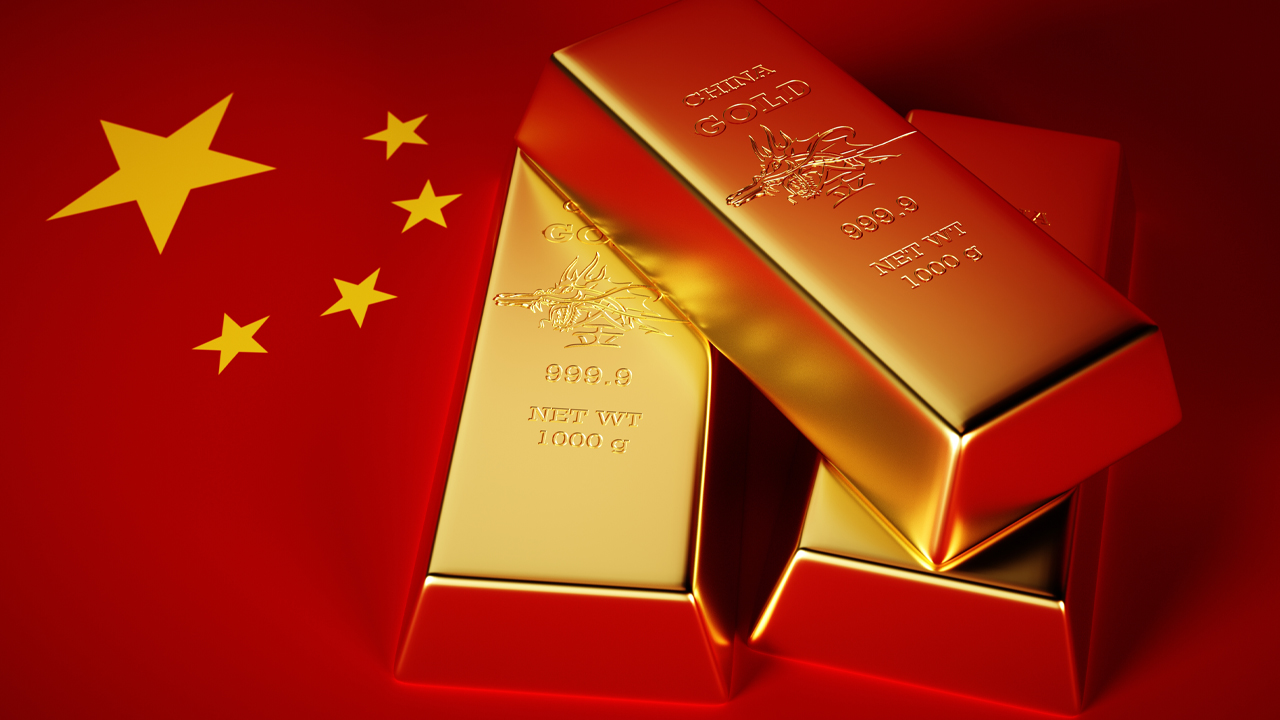 Poročilo: Kitajska osumljena kopičenja zlata za 