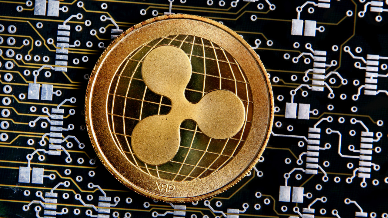 Biggest Movers: XRP Climbs to 3-Week High, DOGE Nearly 10% Higher – Market Updates Bitcoin News