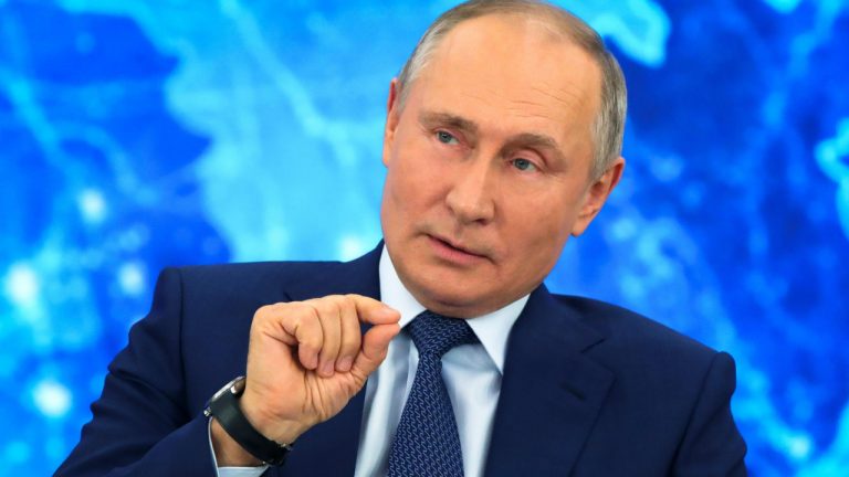 Putin Calls for International Settlements Based on Blockchain and Digital Currencies