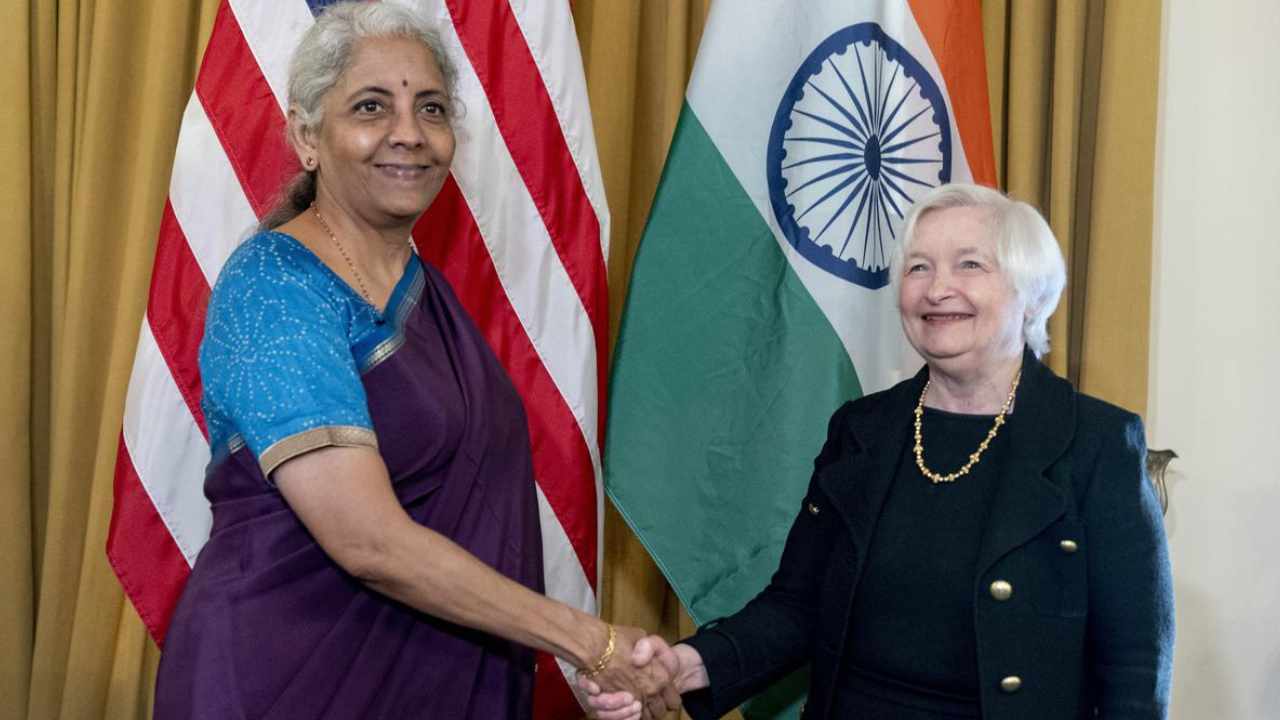 Il segretario al Tesoro degli Stati Uniti e il ministro delle finanze indiano discutono del regolamento sulle criptovalute
