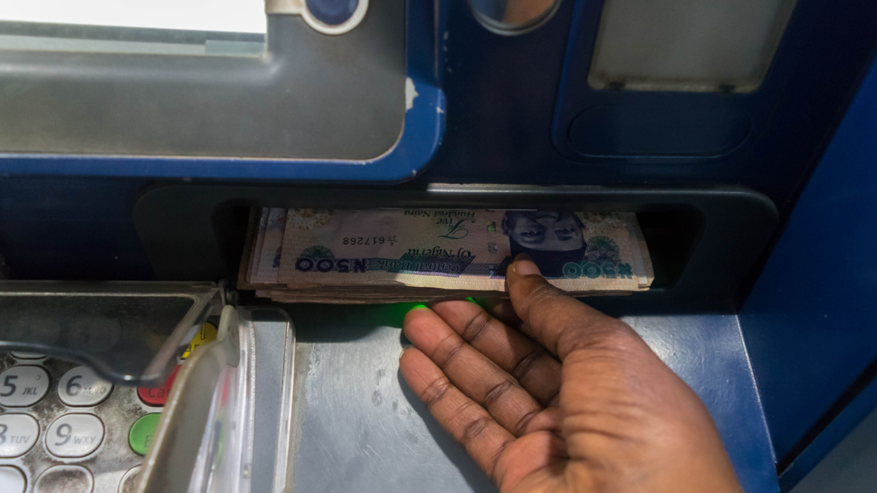 Nigeria anuncia nuevas restricciones de retiro de efectivo: cajeros automáticos limitados a menos de $ 44 por día – Noticias de Bitcoin