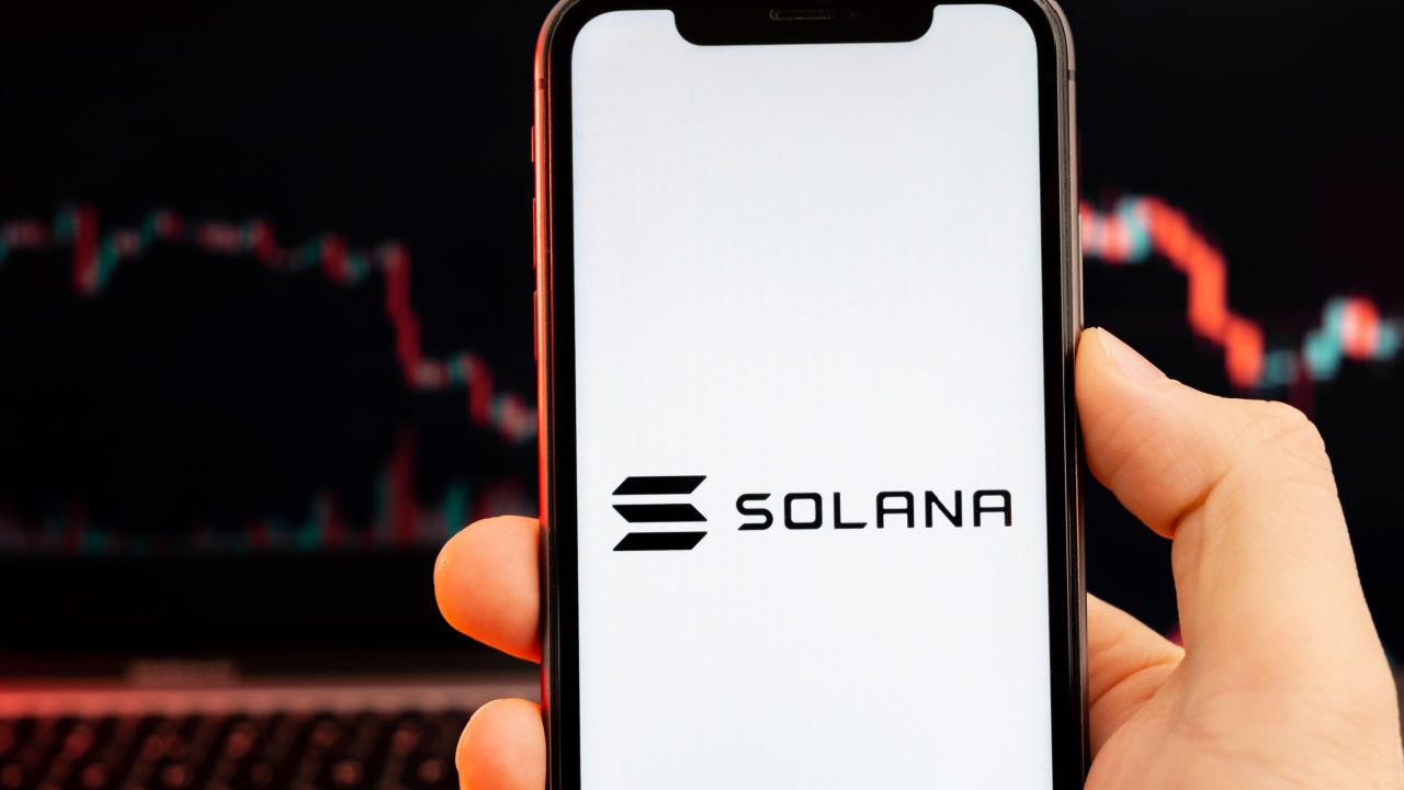 Biggest Movers: SOL Hits 1-Month Low on Saturday, as UNI Extends Recent Declines – Market Updates Bitcoin News Biggest Movers: SOL Hits 1-Month Low on Saturday, as UNI Extends Recent Declines – Market Updates Bitcoin News