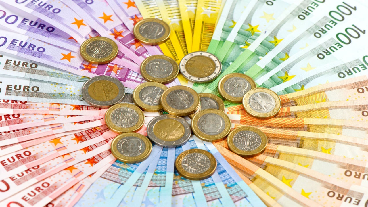 Bank of Spain Greenlights Euro-Backed Stablecoin Token Pilot Program thumbnail