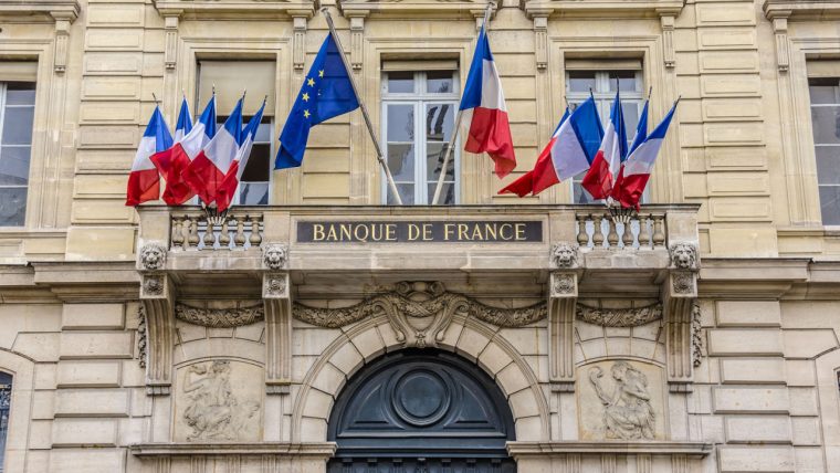 Bank of France Governor Calls for Mandatory Licensing for Crypto Companies