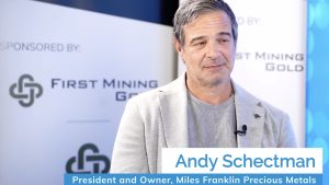 Expert Predicts Looming Economic Collapse as BRICS Nations Unite Against the Dollar Expert Predicts Looming Economic Collapse as BRICS Nations Unite Against the Dollar