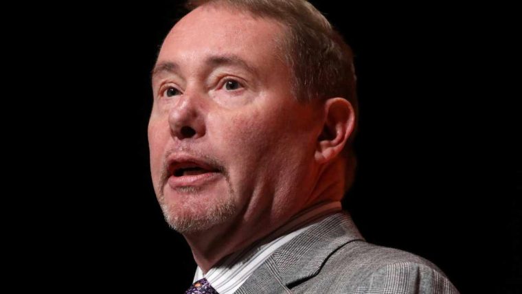Billionaire 'Bond King' Jeffrey Gundlach Warns of 'Painful Outcomes' successful  Next Recession