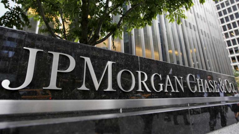 JPMorgan Survey: 72% of Institutional Traders Surveyed 'Have No Plans to Trade Crypto'