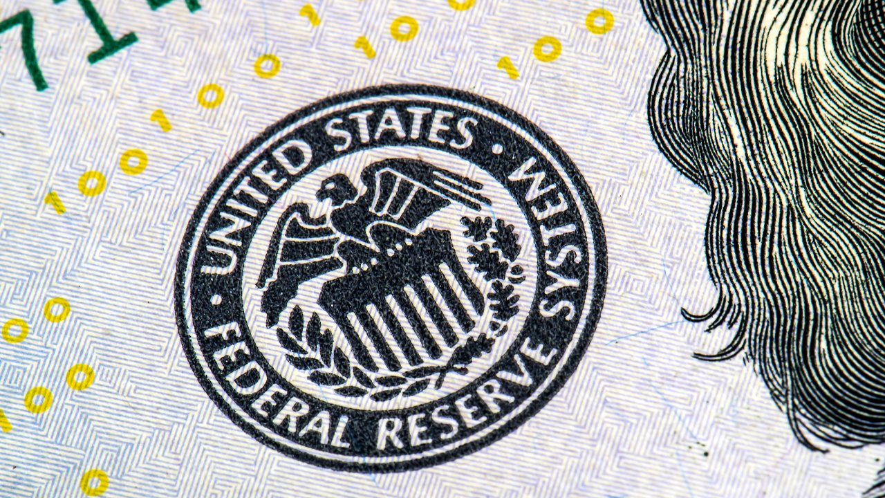 Regulator New York mengendalikan Signature Bank, deposan yang diasuransikan oleh bailout federal