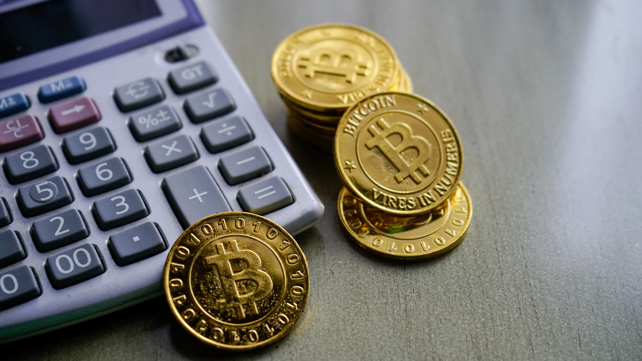 Las tarifas de red promedio y mediana de Bitcoin aumentaron un 40% en marzo