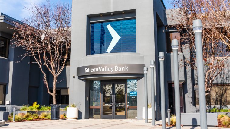 US Regulators Close Silicon Valley Bank successful  One of the Largest Bank Failures Since Washington Mutual