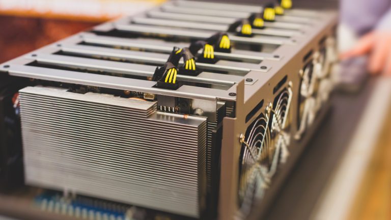 March Bitcoin Mining Stats Show Climbing Revenue and Hashrate Highs
