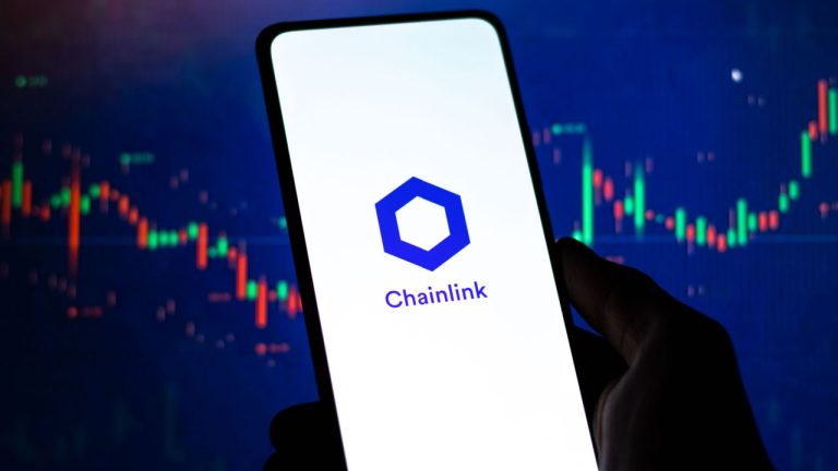 Biggest Movers: LINK Jumps to 6-Month High, LTC Back Above 0
