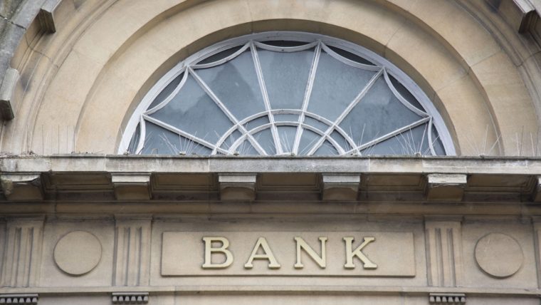 bank locomotion  credit
