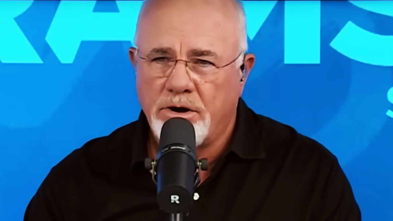 Dave Ramsey Dismisses De-Dollarization Concerns — Says BRICS Currency, Chinese Yuan Can’t Take Down US Dollar thumbnail