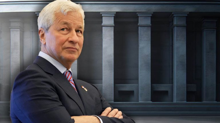 JPMorgan Boss Warns 'Everyone Should Be Prepared' for Interest Rates 'Going Higher From Here'