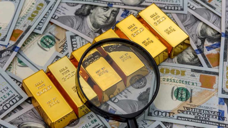 Central Banks Show Confidence in Gold, Less Optimistic About US Dollar: Survey