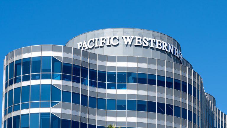 Pacwest Stock Plummets Over 35% Following Release of Q1 Earnings Report Amidst Turmoil in Banking Industry