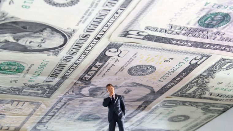 JPMorgan CEO jamie dimon indebtedness  limit
