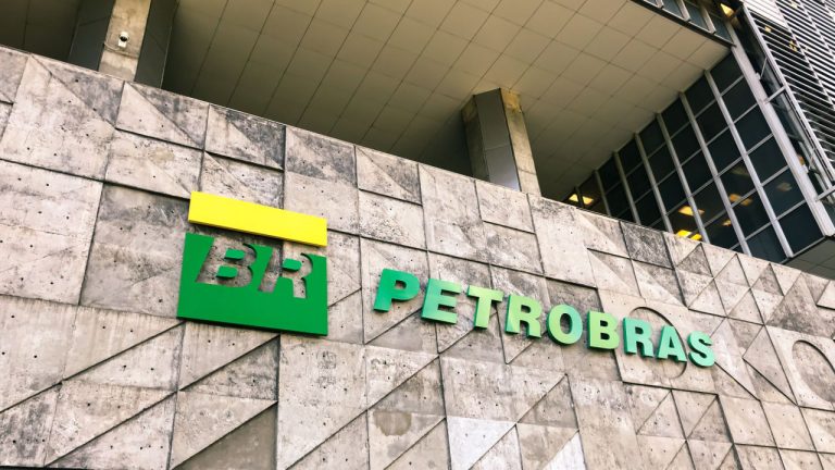 petrobras lula us dollar price parity