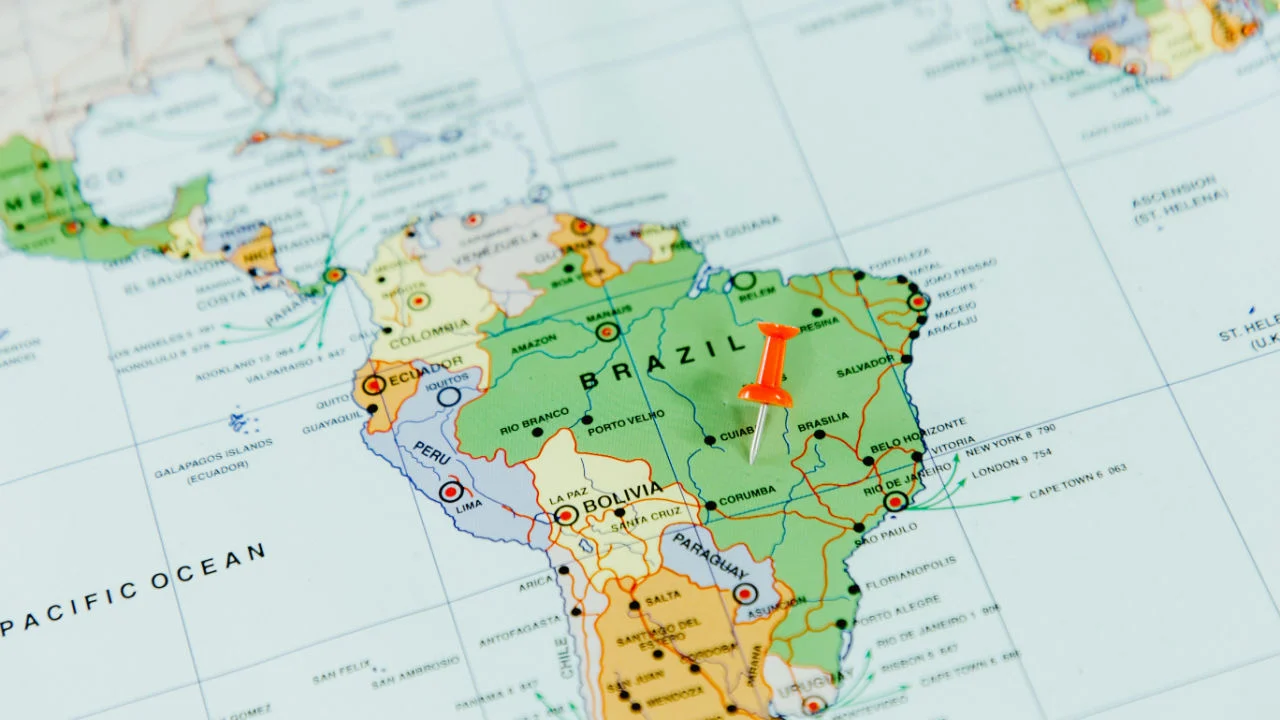 Latam Insights — Venezuela’s Maduro States De-Dollarization Is ‘Inevitable,’ Argentina Raises Interest Rates to Close to 100%