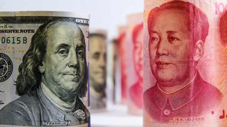 Chinese Yuan to Replace US Dollar as World's Reserve Currency, Says Russian Banker