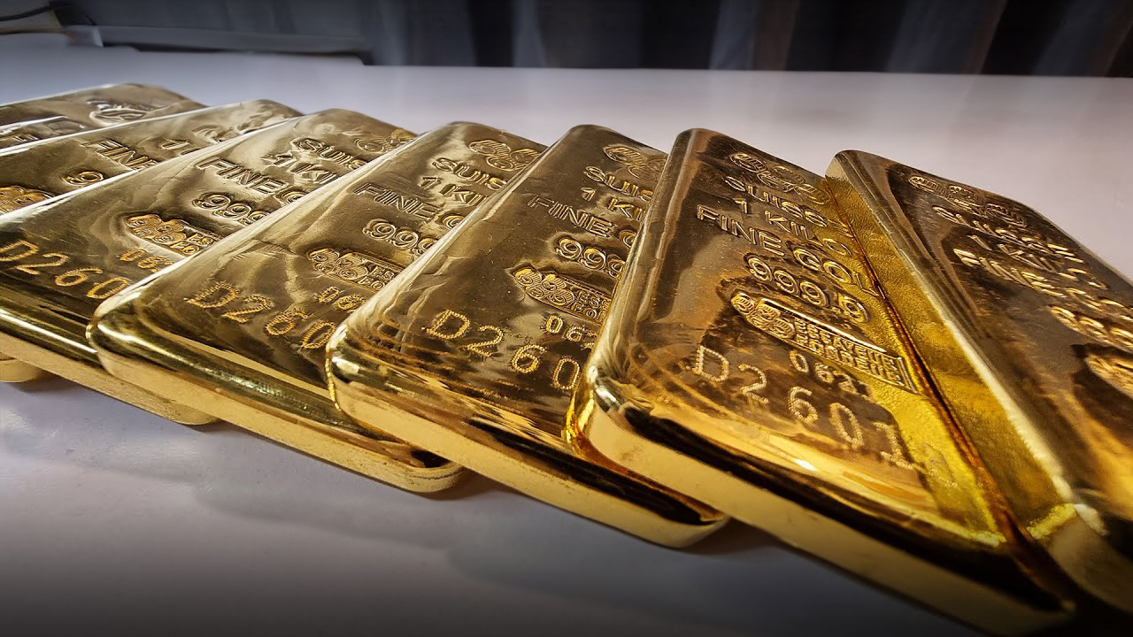 Gold to $2,100 — Investment Management Firm Says Gold to Be Key