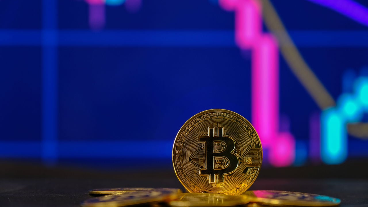 Bitcoin, Ethereum Teknik Analizi: BTC, 26.300 Dolar Destek Seviyesine Yakın Birleşiyor, Piyasa Oynaklığı Yüksek Kalıyor