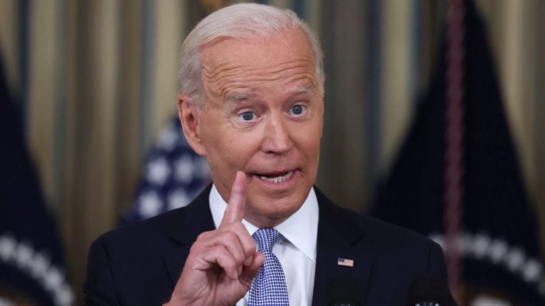 ‘Bidenomics’ Agenda Struggles to Gain Support as Joe Biden’s Approval Ratings Plummet