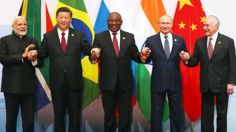 BRICS Bank Official Discusses Common Currency as Reports of Gold-Backed BRICS Currency Gain Attention