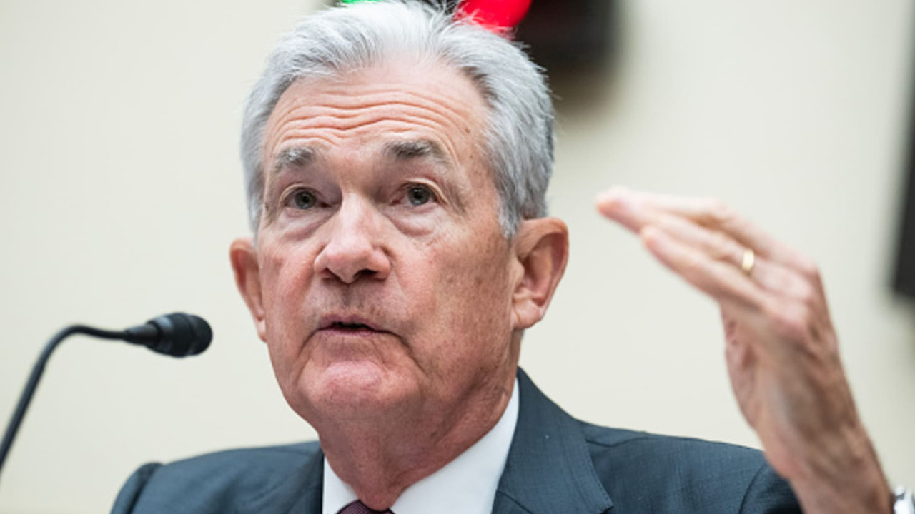 2 Rate Hikes or Hold? Fed Predictions Vary From No Rate Hikes to ... - Bitcoin News