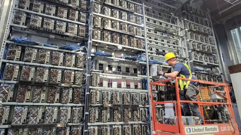 Mawson Infrastructure Group Deploys 2,600 Bitcoin Miners at Newly Secured Pennsylvania Site