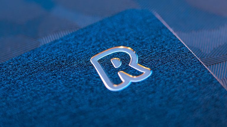 Report: Revolut to Delist Polygon, Solana, and Cardano Amidst Evolving US Regulations