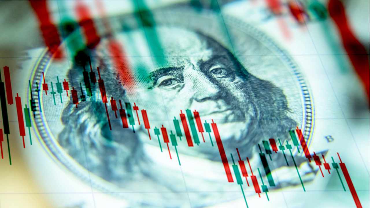 Economist Predicts End of US Dollar Dominance as More Countries De