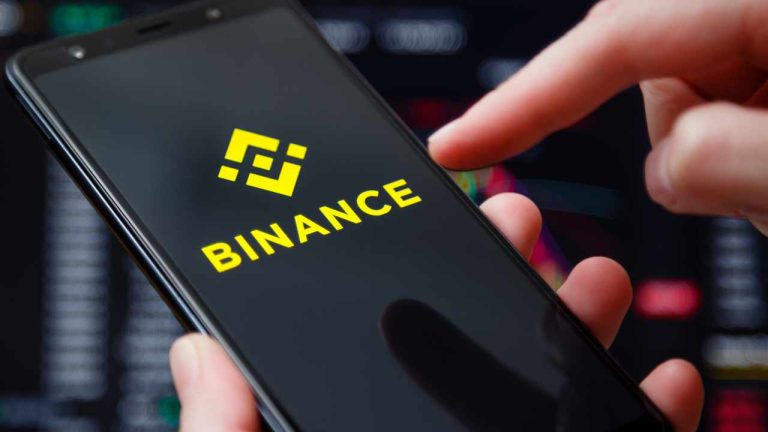 Binance Expands Global Reach — Becomes Fully Licensed Crypto Exchange in El Salvador