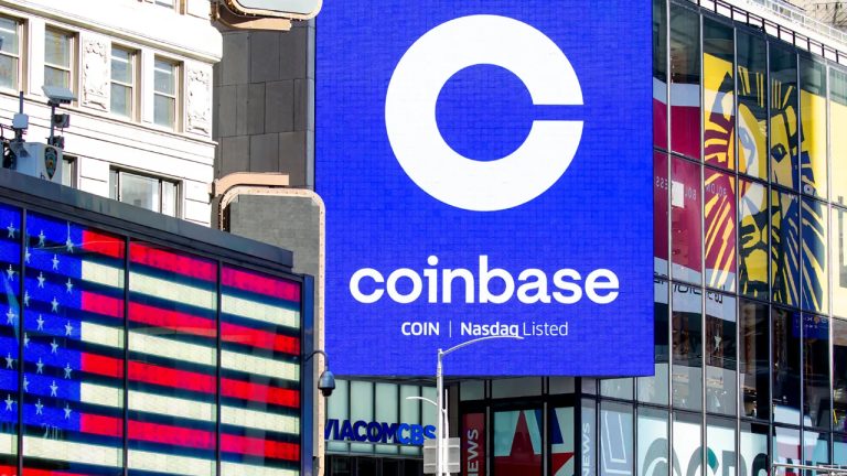 Coinbase Urges Court to Dismiss SEC Case, Claiming Regulator 'Overstepped' Its Statutory Authority