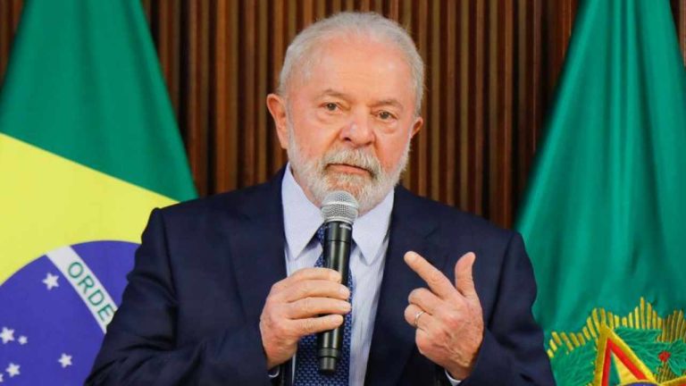 Brazil's President Reaffirms Call for De-dollarization — Discusses BRICS Expansion