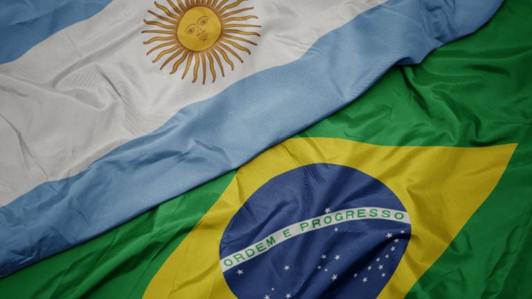 Brazil Proposes Plan to Settle Bilateral Trade With Argentina in Chinese Yuan