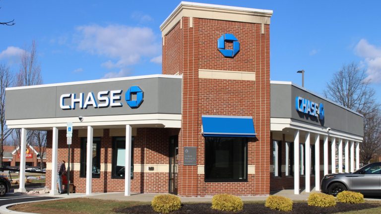 Chase UK to Block Crypto Payments Amid Scam Concerns and Regulatory Changes