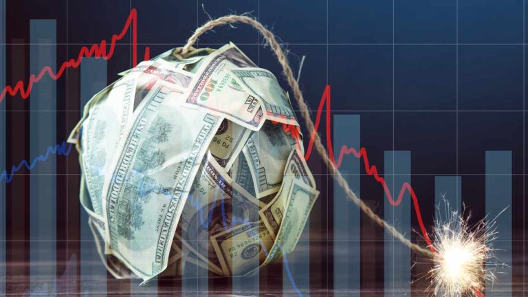 Economist Peter Schiff Warns of ‘Tragic Ending’ and US Dollar Collapse — Says ‘Day of Reckoning Is at Hand’