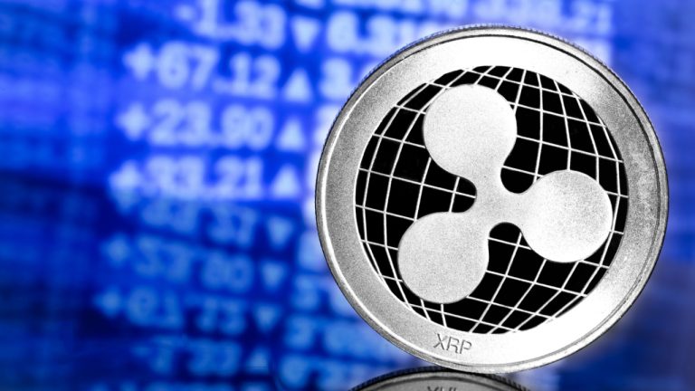 Biggest Movers: XRP Surges to 2-Week High, SOL Maintained Recent Momentum